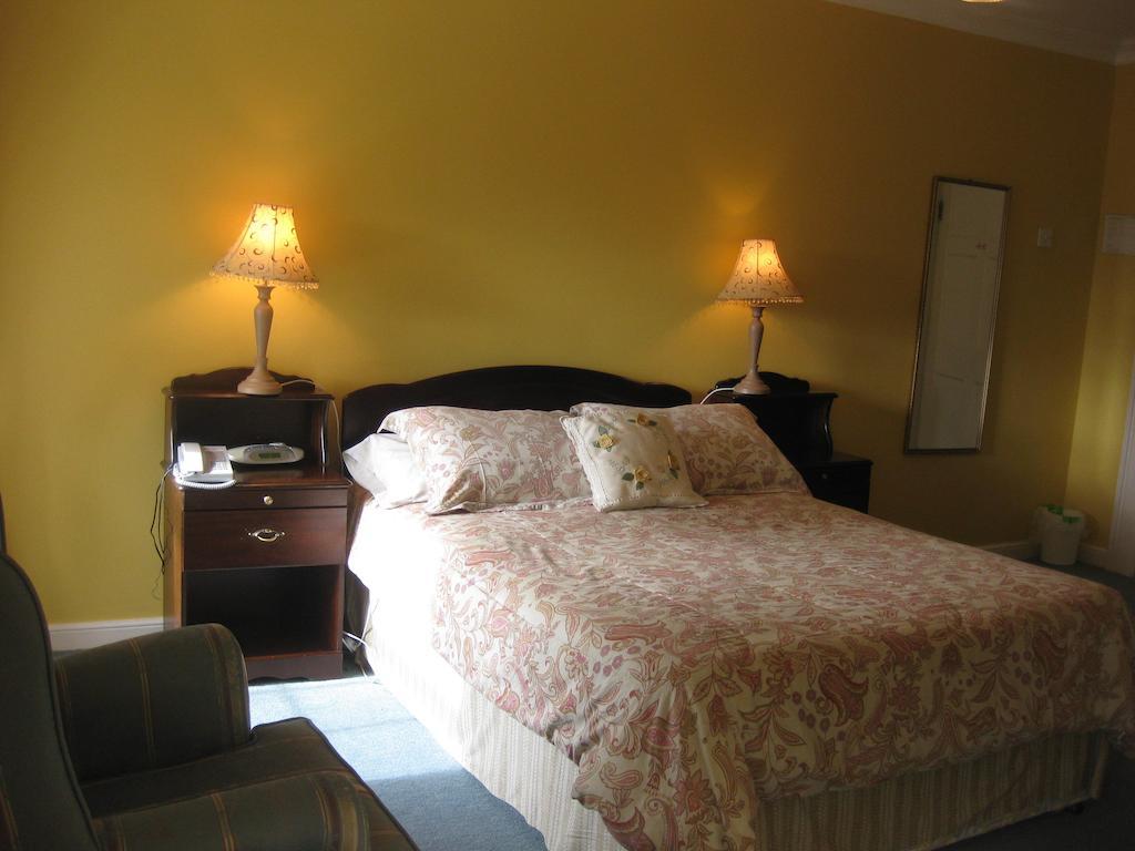 Hotel Glebe House Mohill Habitación foto